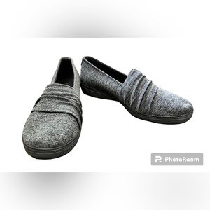 Grasshopper Womens Grey Slip on Shoes